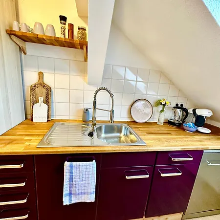 Fantastische Dachgeschosswohnung In Connewitz - 3 Private Schlafbereiche - Platz Fuer Bis Zu 5 Personen - Tolle Lage Und Oeffentliche Verkehrsmittel 아파트 *